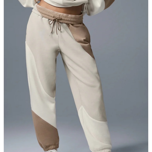 Alo Yoga Make Waves Sweatpant, Unisex M - Picture 1 of 3